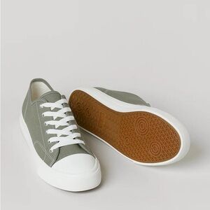 NEW Converse Green Lace Up Sneaker Low Top Comfort